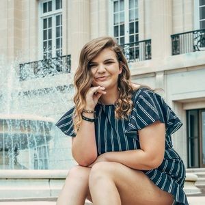 Meet your Posher, Vanessa